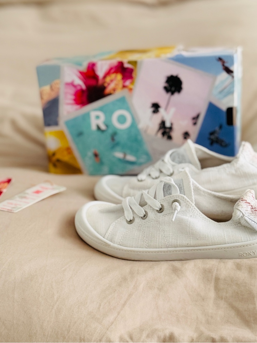 Roxy Low-Top White Canvas Sneakers